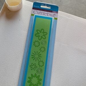 Cuttlebug Embossing Border Essentials 2" x 12"